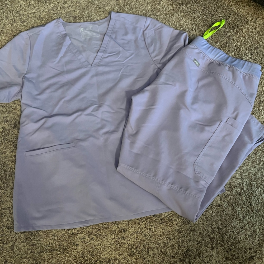 FIGS XXL scrub set
